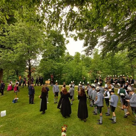 Festgottesdienst.jpg